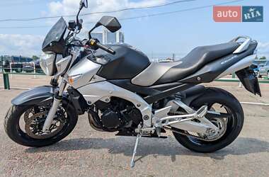 Мотоцикл Без обтекателей (Naked bike) Suzuki GSR 600 2006 в Киеве