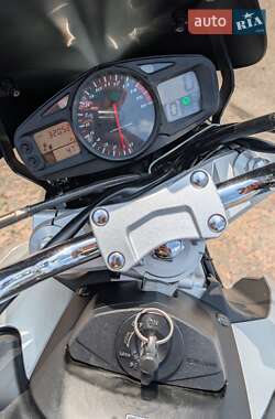 Мотоцикл Без обтікачів (Naked bike) Suzuki GSR 600 2006 в 