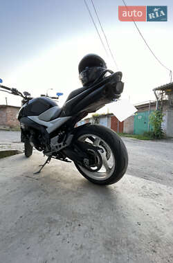 Спортбайк Suzuki GSR 600 2007 в Умани