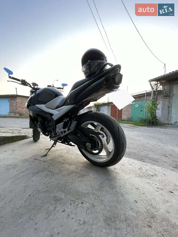 Suzuki GSR 600 2007