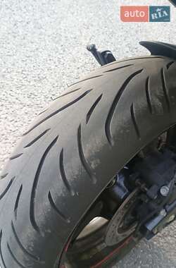 Мотоцикл Без обтекателей (Naked bike) Suzuki GSR 600 2008 в 