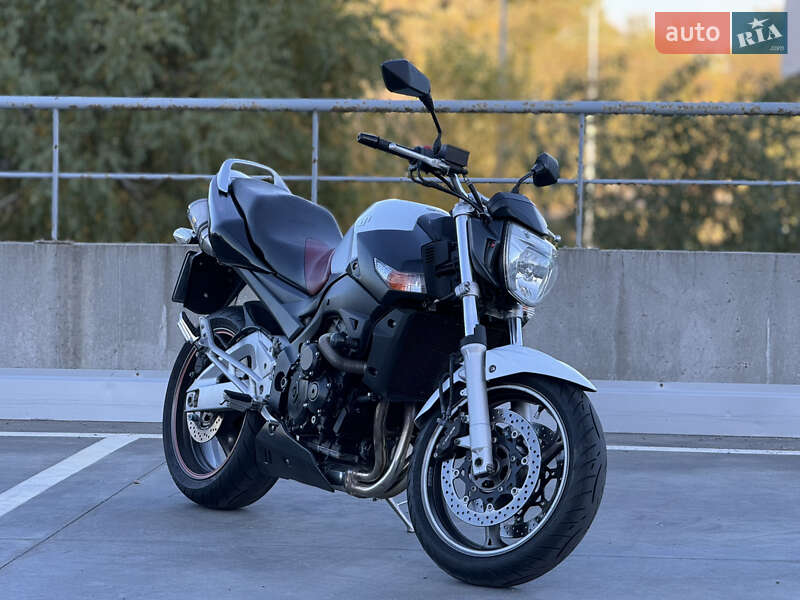 Suzuki GSR 600 2007