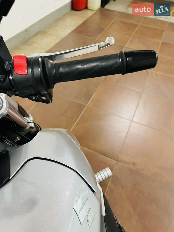 Мотоцикл Без обтекателей (Naked bike) Suzuki GSR 600 2008 в Киеве