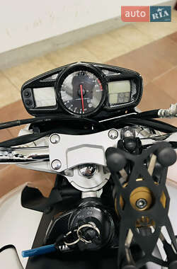 Мотоцикл Без обтікачів (Naked bike) Suzuki GSR 600 2008 в 