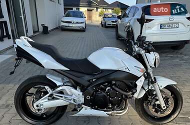 Мотоцикл Без обтікачів (Naked bike) Suzuki GSR 600 2008 в 