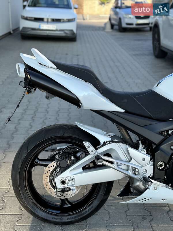 Мотоцикл Без обтекателей (Naked bike) Suzuki GSR 600 2008 в Ровно