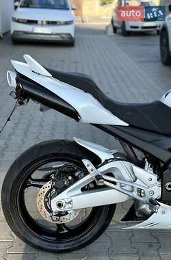 Мотоцикл Без обтікачів (Naked bike) Suzuki GSR 600 2008 в 