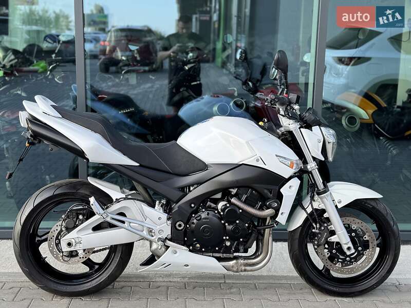 Мотоцикл Без обтікачів (Naked bike) Suzuki GSR 600 2008 в 