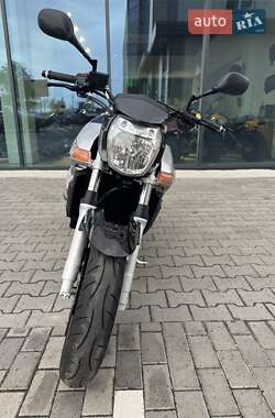 Мотоцикл Без обтекателей (Naked bike) Suzuki GSR 600 2007 в  фото 3 Мотоцикл Без обтекателей (Naked bike) Suzuki GSR 600 2007 в