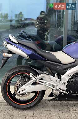 Мотоцикл Без обтекателей (Naked bike) Suzuki GSR 600 2007 в  фото 25 Мотоцикл Без обтекателей (Naked bike) Suzuki GSR 600 2007 в
