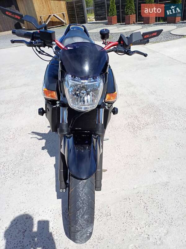 Мотоцикл Без обтікачів (Naked bike) Suzuki GSR 600 2010 в Рокитному фото 2 Мотоцикл Без обтікачів (Naked bike) Suzuki GSR 600 2010 в Рокитному