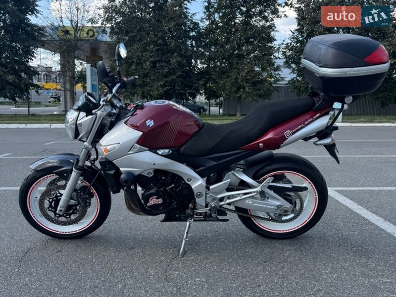 Suzuki GSR 600 2007 Suzuki GSR 600 2007