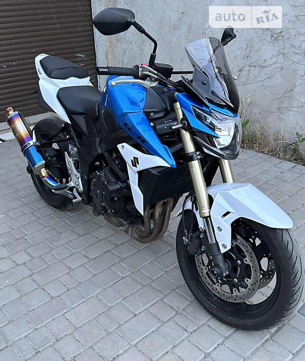 Мотоцикл Без обтекателей (Naked bike) Suzuki GSR 750 2014 в Черноморске