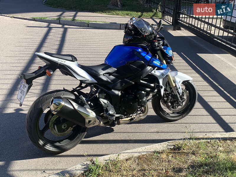 Мотоцикл Без обтекателей (Naked bike) Suzuki GSR 750 2015 в Киеве
