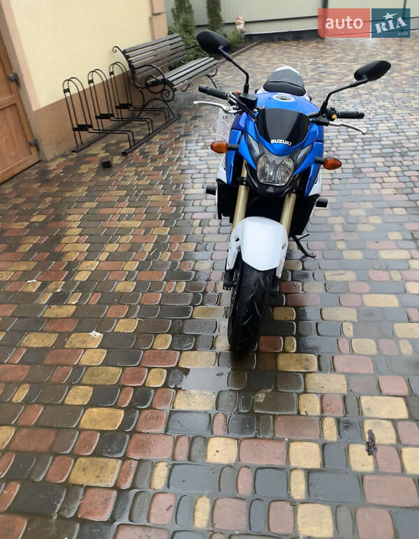 Мотоцикл Без обтекателей (Naked bike) Suzuki GSR 750 2015 в Киеве