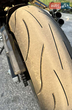 Мотоцикл Без обтекателей (Naked bike) Suzuki GSR 750 2011 в 
