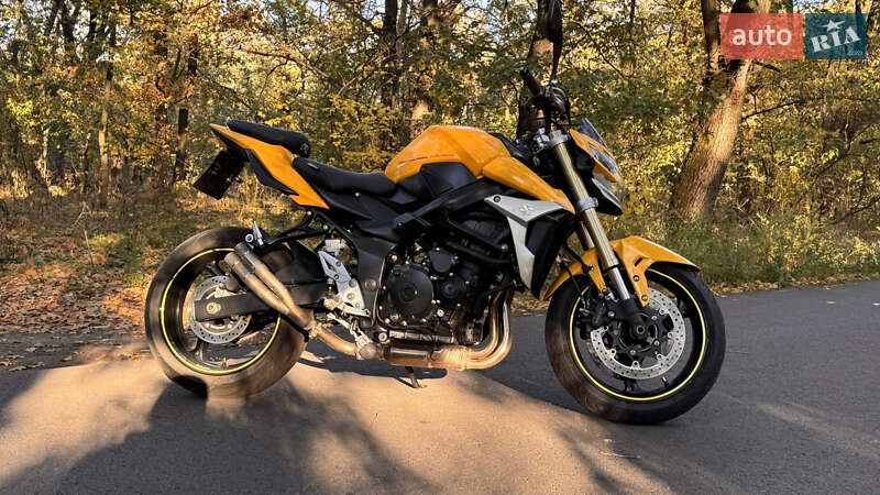 Мотоцикл Без обтекателей (Naked bike) Suzuki GSR 750 2011 в Павлограде фото 3 Мотоцикл Без обтекателей (Naked bike) Suzuki GSR 750 2011 в Павлограде