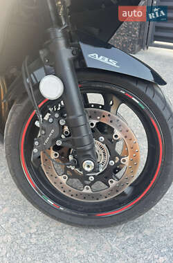 Мотоцикл Спорт-туризм Suzuki GSX 1250F 2012 в 