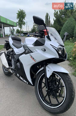 Мини спорт Suzuki GSX 250R 2018 в 