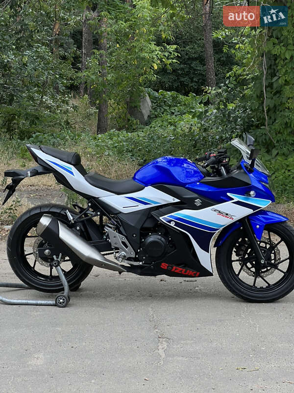 Спортбайк Suzuki GSX 250R 2017 в Киеве