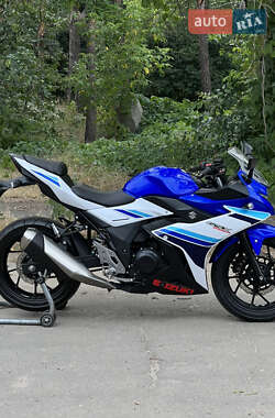 Спортбайк Suzuki GSX 250R 2017 в 