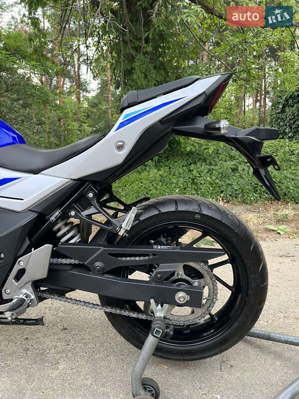 Спортбайк Suzuki GSX 250R 2017 в Киеве