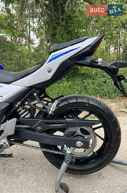 Спортбайк Suzuki GSX 250R 2017 в 