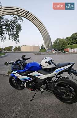Спортбайк Suzuki GSX 250R 2017 в Киеве