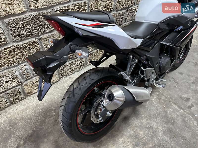 Спортбайк Suzuki GSX 250R 2023 в Одесі фото 2 Спортбайк Suzuki GSX 250R 2023 в Одесі