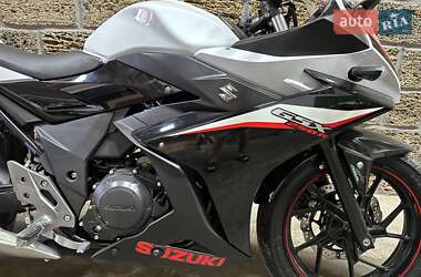 Спортбайк Suzuki GSX 250R 2023 в  фото 8 Спортбайк Suzuki GSX 250R 2023 в