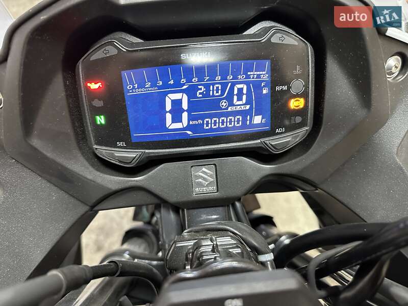 Спортбайк Suzuki GSX 250R 2023 в Одесі фото 16 Спортбайк Suzuki GSX 250R 2023 в Одесі
