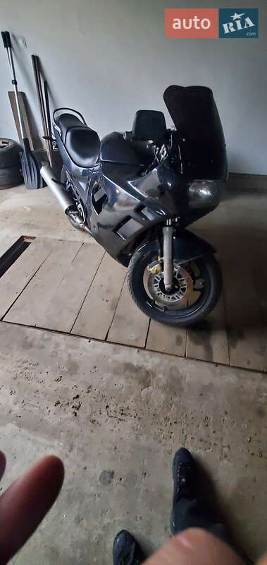 Вантажні моторолери, мотоцикли, скутери, мопеди Suzuki GSX 600F 1996 в Яворові