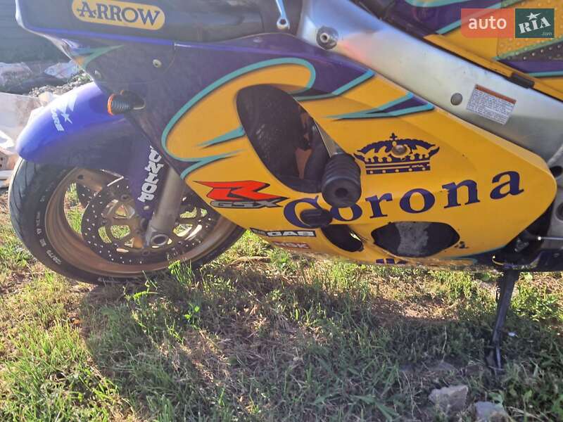 Спортбайк Suzuki GSX 600F 2000 в Обухове