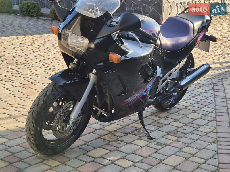 Мотоциклы Suzuki GSX 600F 1994 в Стрые