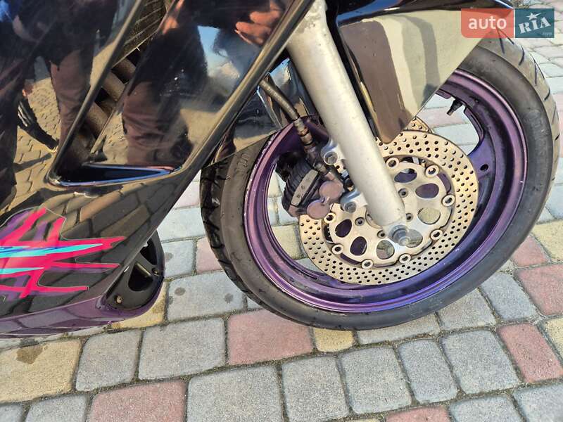 Мотоциклы Suzuki GSX 600F 1994 в Стрые