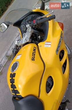 Мотоцикл Спорт-туризм Suzuki GSX 600F 2000 в 