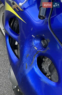 Мотоцикл Спорт-туризм Suzuki GSX 600F 2001 в 