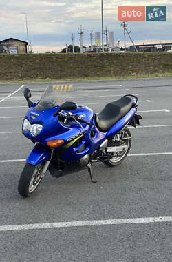 Мотоцикл Спорт-туризм Suzuki GSX 600F 2001 в 
