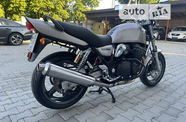 Мотоцикл Классік Suzuki GSX-750 1998 в Рівному