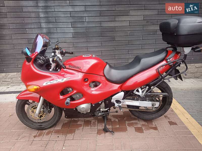 Мотоцикл Спорт-туризм Suzuki GSX-750 2002 в Киеве