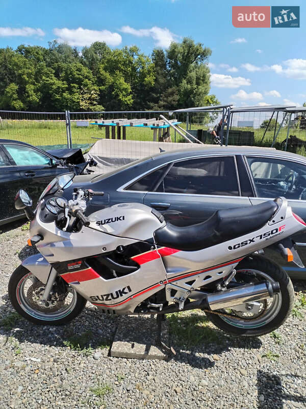Мотоцикл Классік Suzuki GSX-750 1999 в Луцьку