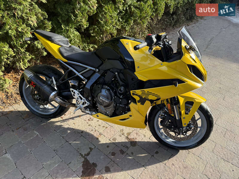 Спортбайк Suzuki GSX 8R 2024 в Тернополе