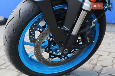 Мотоцикл Без обтекателей (Naked bike) Suzuki GSX 8S 2023 в 