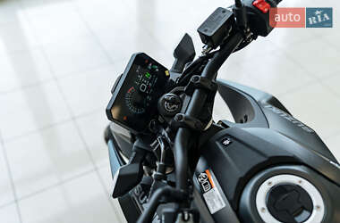 Мотоцикл Без обтекателей (Naked bike) Suzuki GSX 8S 2025 в 