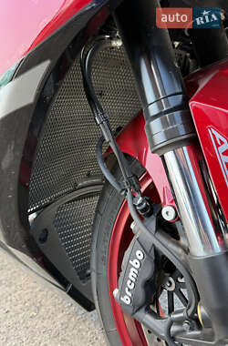 Спортбайк Suzuki GSX-R 1000 2025 в 