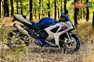 Спортбайк Suzuki GSX-R 1000 2008 в 