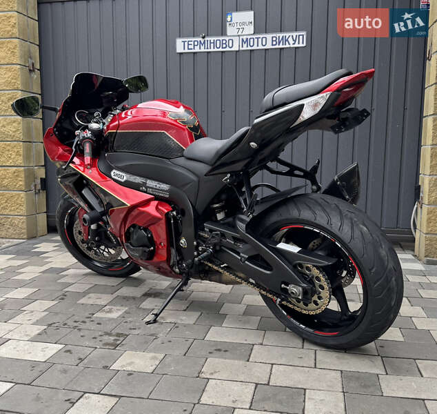 Спортбайк Suzuki GSX-R 1000 2015 в Дніпрі