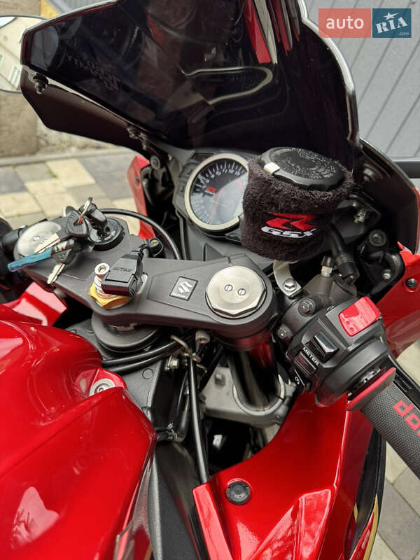 Спортбайк Suzuki GSX-R 1000 2015 в Дніпрі