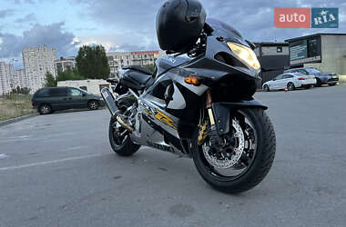 Спортбайк Suzuki GSX-R 1000 2002 в 