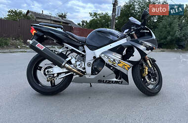 Спортбайк Suzuki GSX-R 1000 2002 в 